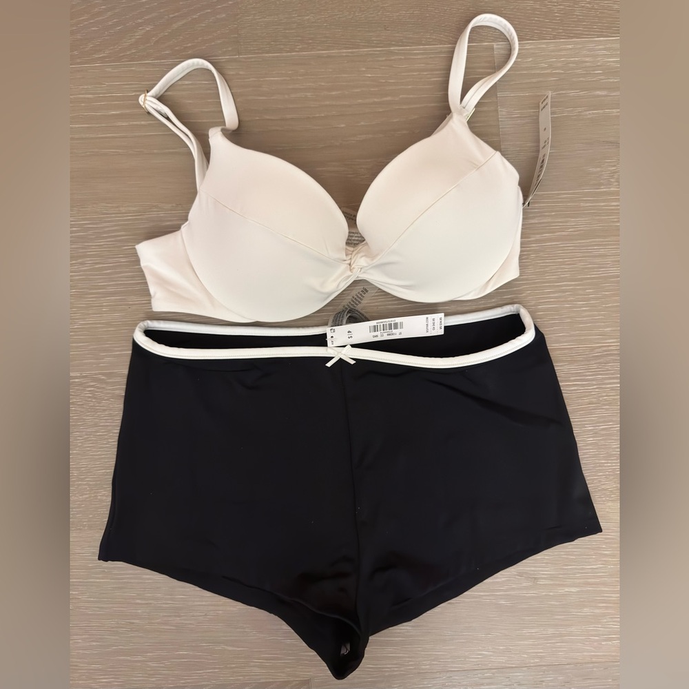 Bundle 4pc Victoria’s Secret Bras & Swim